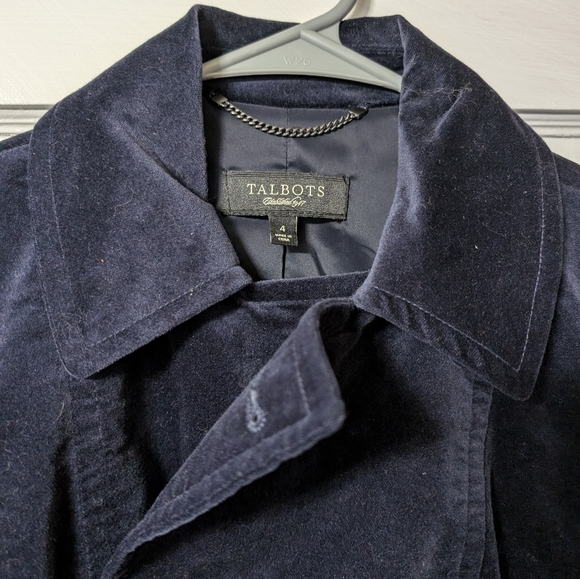 Jacket - Picture 2 of 5